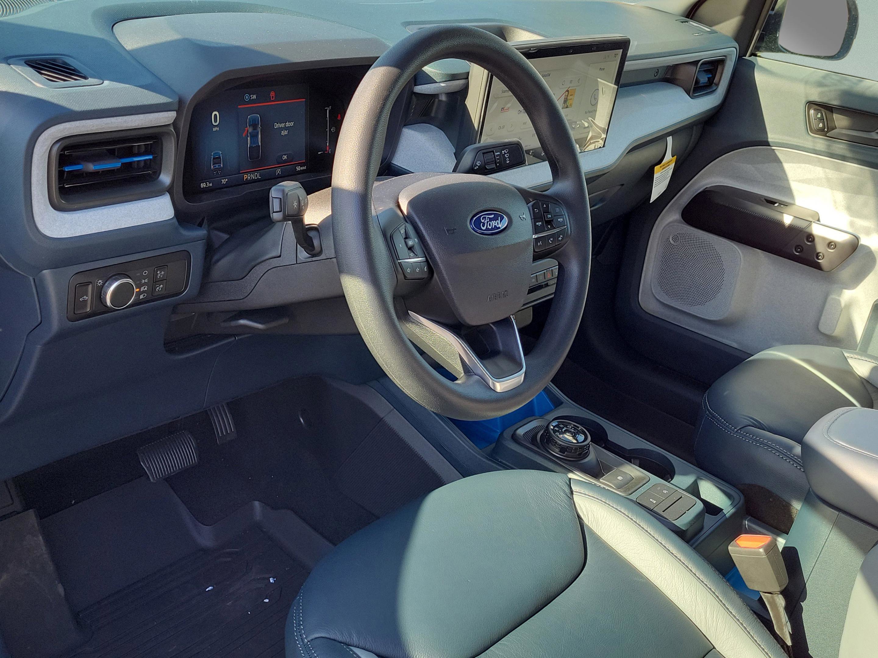 New 2025 Ford Maverick XLT w/ Equipment Group 302A image 17