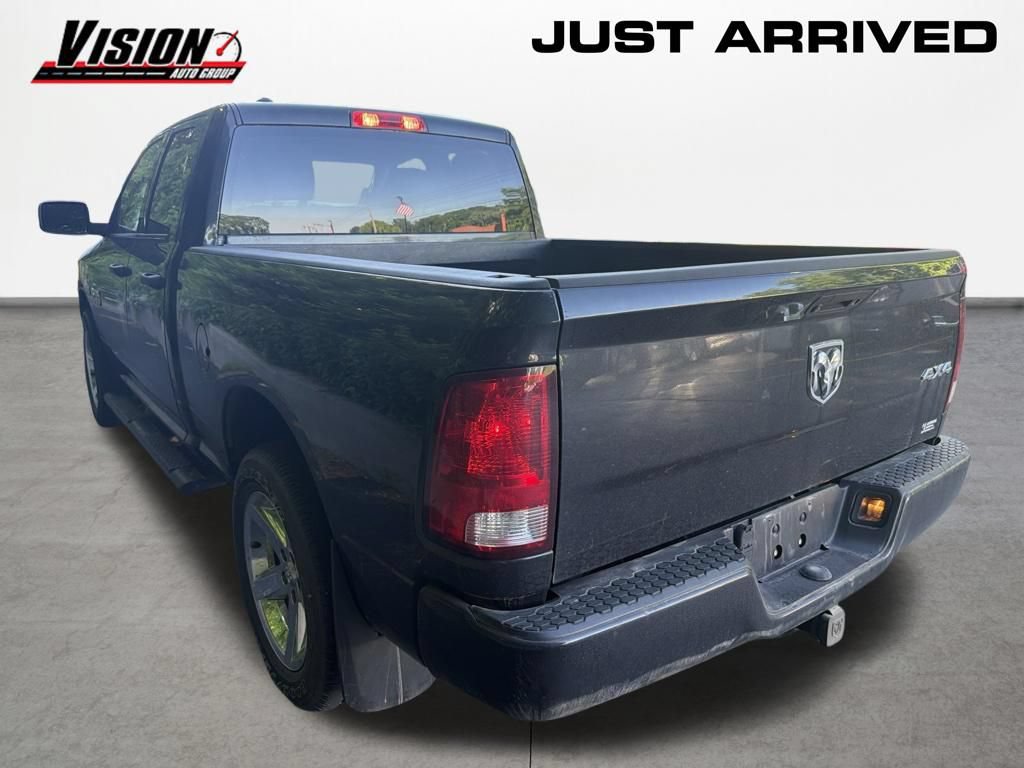 Used 2018 RAM 1500 Express AWD/4WD image 6