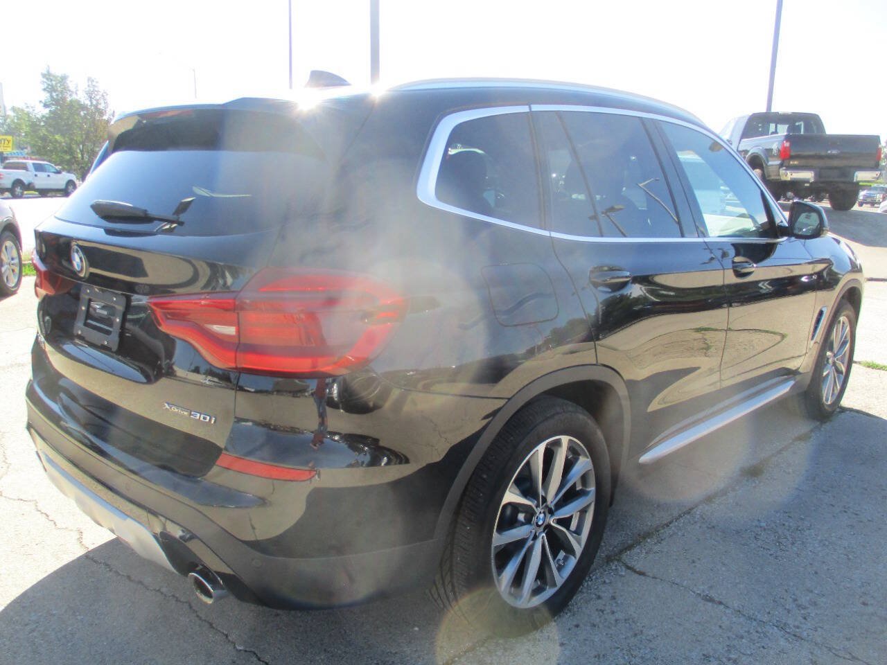 Used 2019 BMW X3 xDrive30i w/ Convenience Package AWD/4WD image 6
