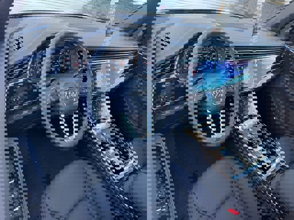 New 2026 Audi Q7 3.0T Premium Plus image 3