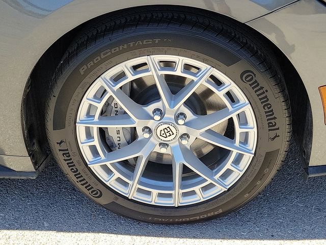 Used 2025 Ford Mustang GT RWD image 7