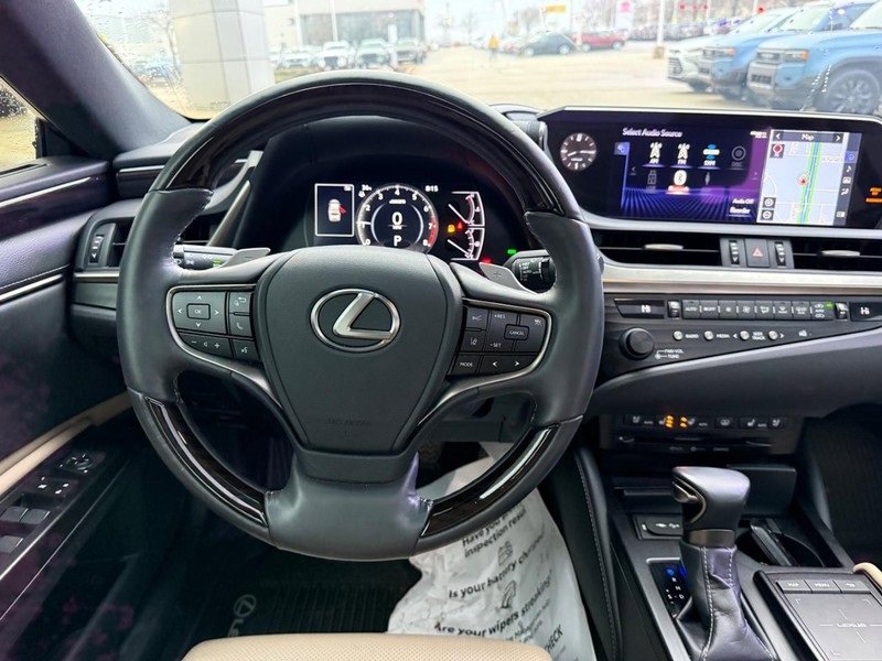 Used 2019 Lexus ES 350 image 14