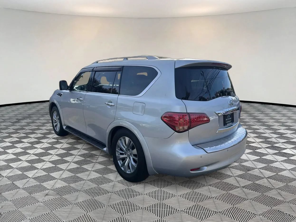 Used 2016 INFINITI QX80 4WD w/ All Season Package image 5
