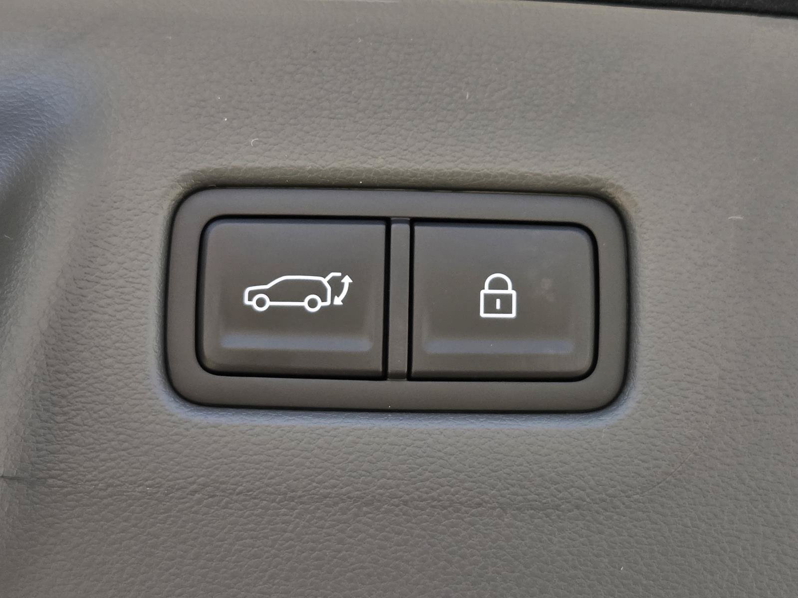 New 2027 Hyundai Santa Fe SEL FWD image 10