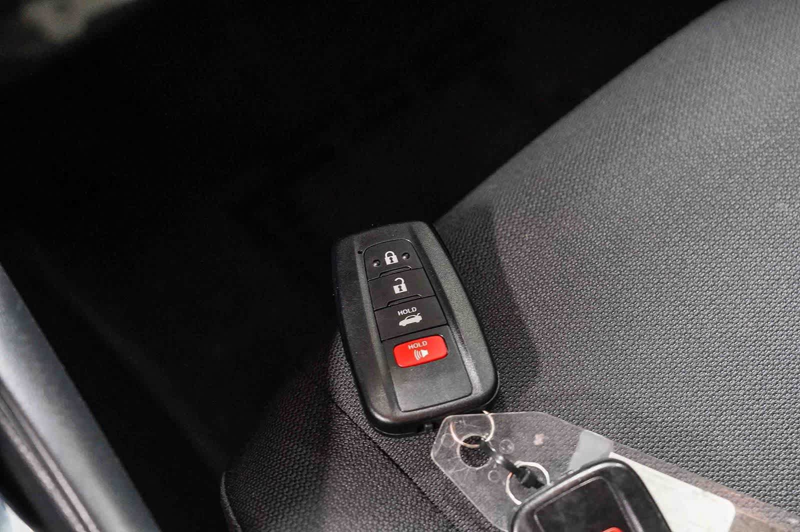 Certified 2022 Toyota Corolla LE FWD image 29