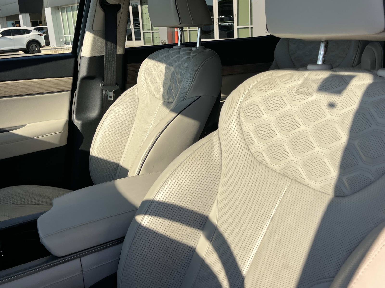 Used 2022 Hyundai Palisade Limited FWD image 32