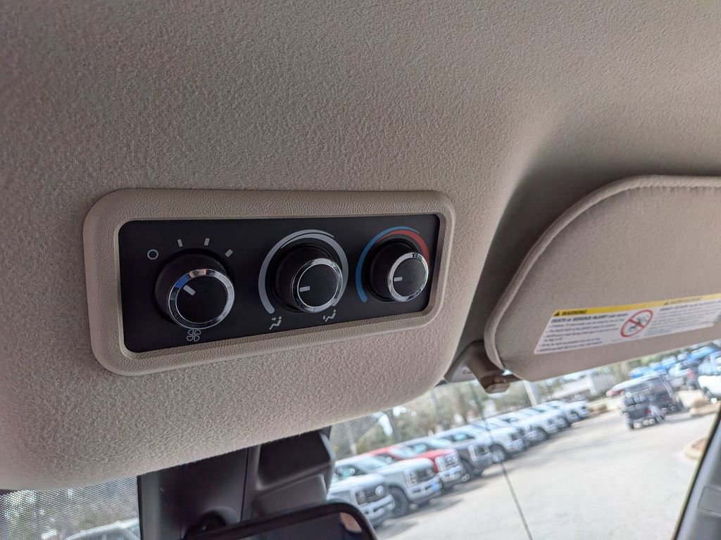 Used 2019 Chevrolet Express 3500 LT w/ LT Preferred Equipment Group image 7