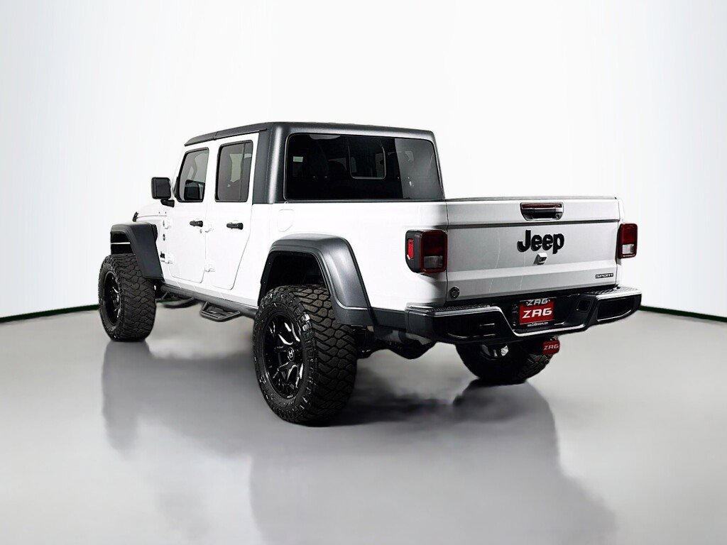 Used 2020 Jeep Gladiator Sport w/ Quick Order Package 24S AWD/4WD image 3