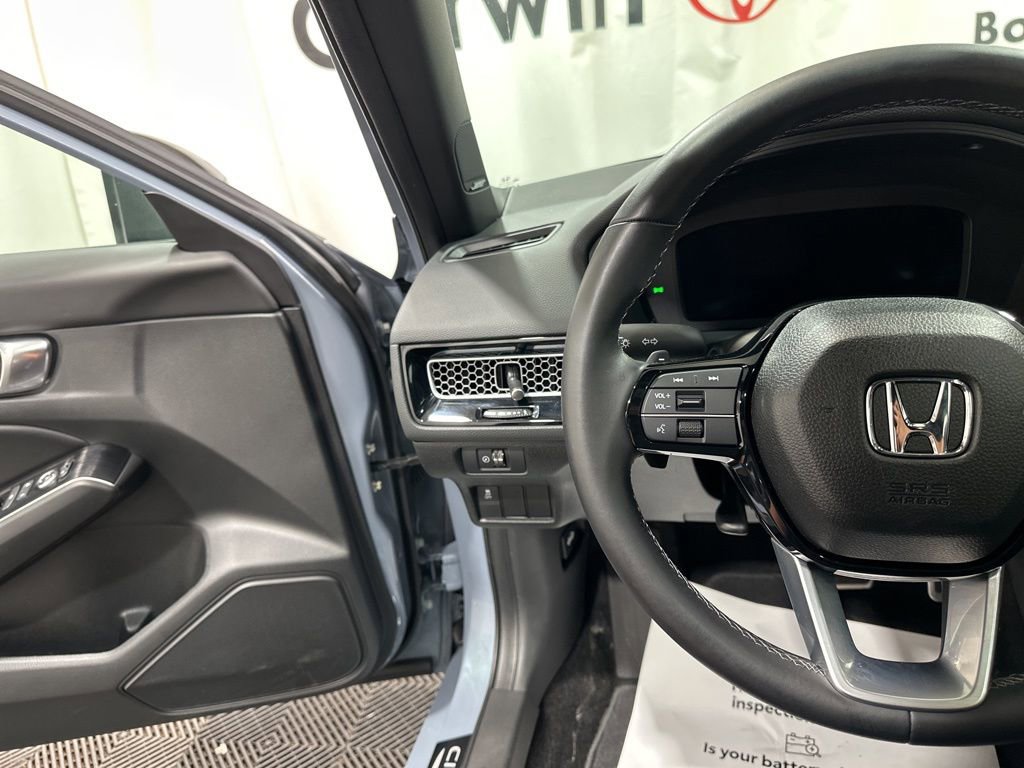 Used 2025 Honda Civic Sport Touring image 26