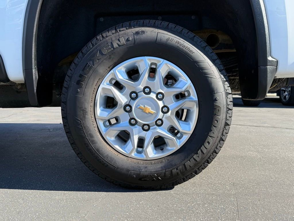 Used 2023 Chevrolet Silverado 2500 LTZ image 13