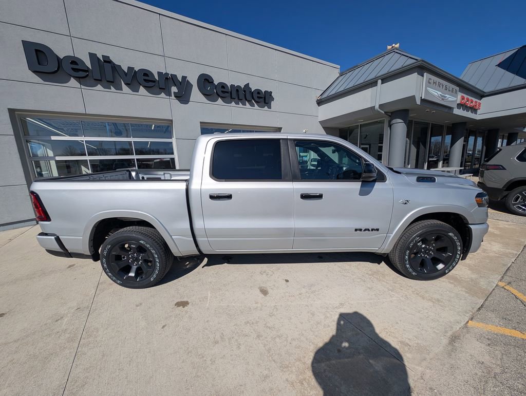 New 2026 RAM 1500 4x4 Crew Cab image 4