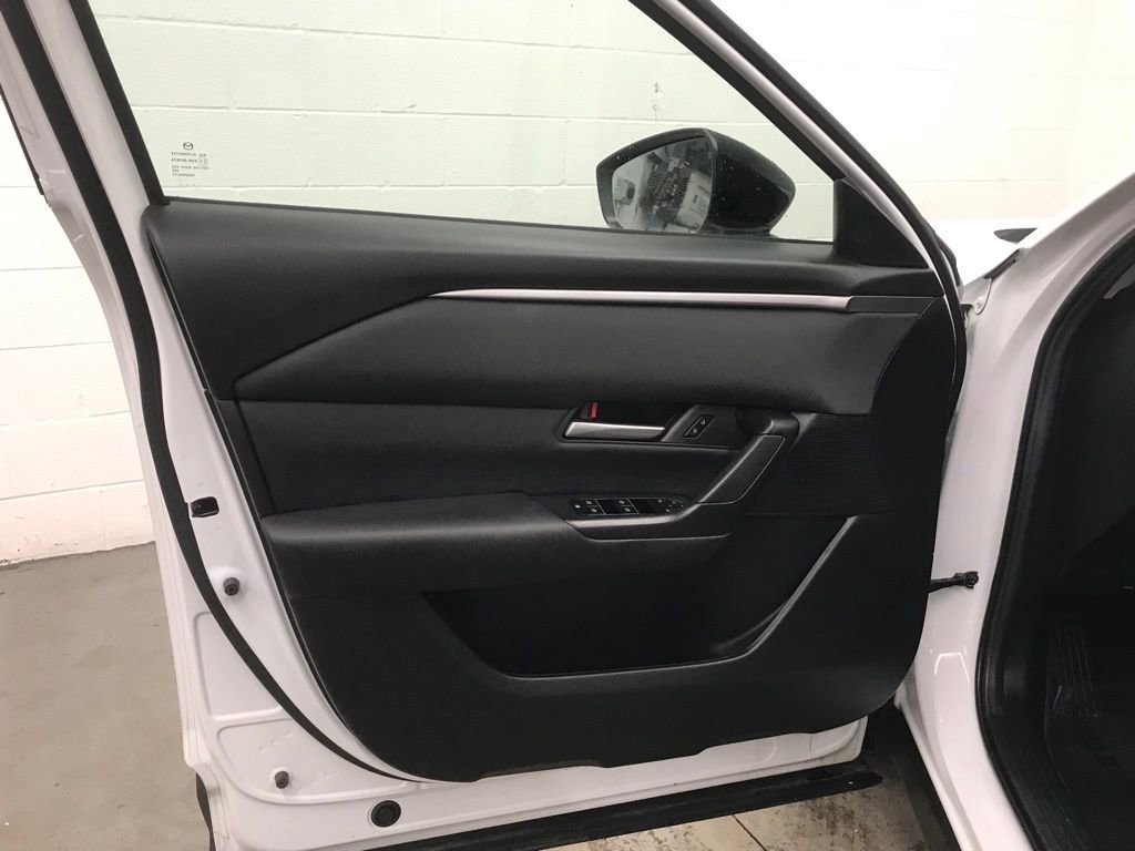 Used 2025 MAZDA CX-50 AWD 2.5 S w/ Preferred Package image 9
