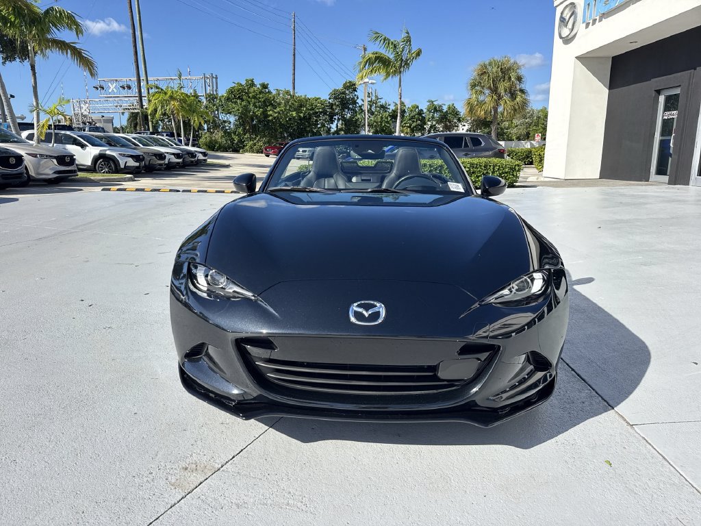 Used 2025 MAZDA MX-5 Miata Grand Touring w/ Appearance Package RWD image 29