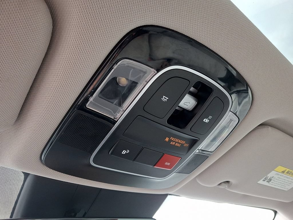 Used 2025 Hyundai Sonata SEL FWD image 27
