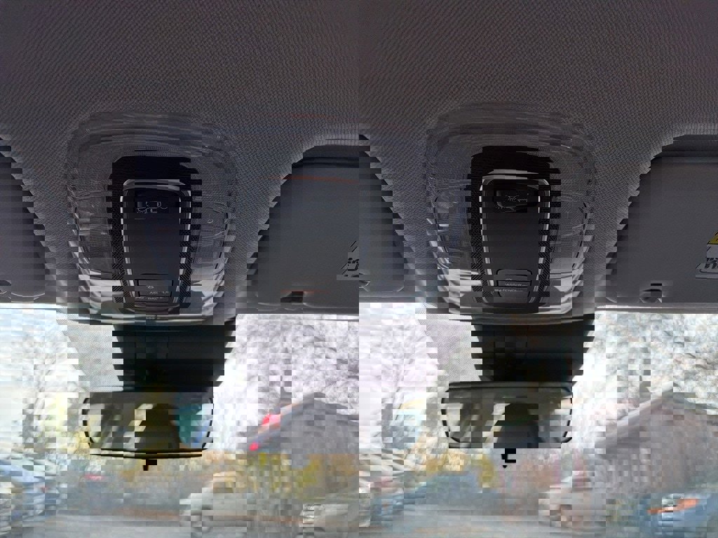 Certified 2022 Hyundai Elantra SEL image 17