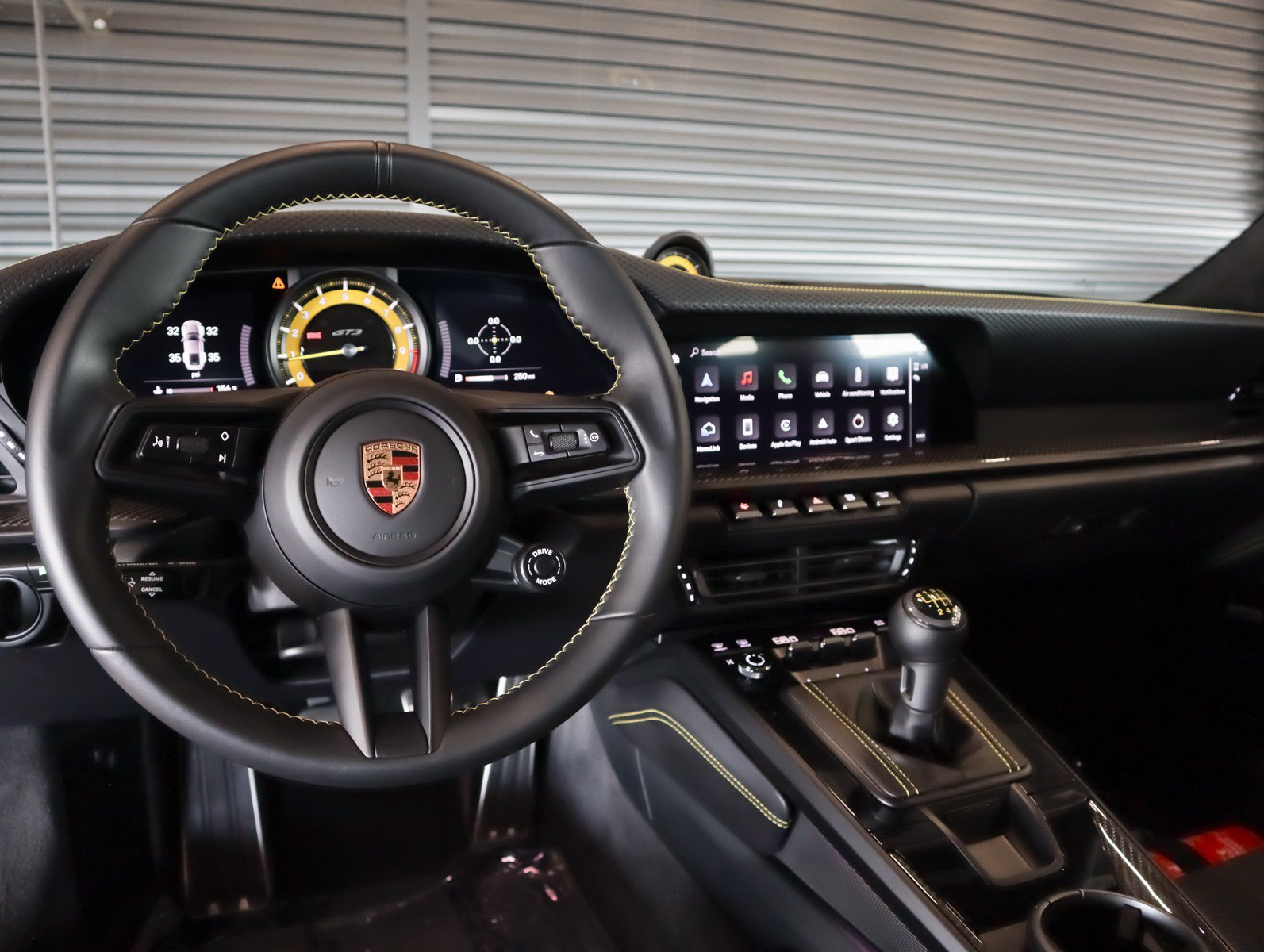 Used 2022 Porsche 911 GT3 RWD image 15