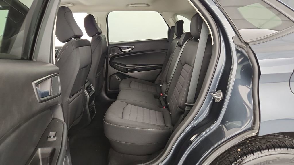 New 2024 Ford Edge SE w/ Black Appearance Package AWD/4WD image 30