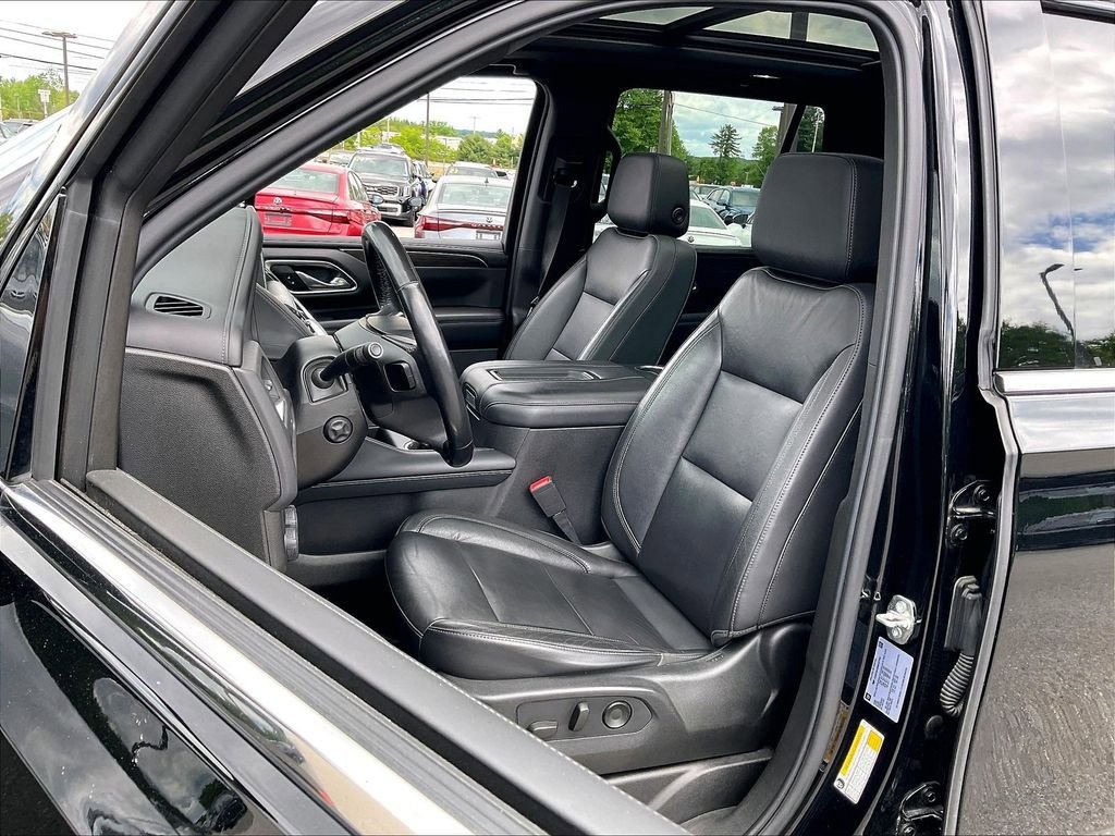 Used 2021 Chevrolet Tahoe LT w/ LT Signature Package AWD/4WD image 9