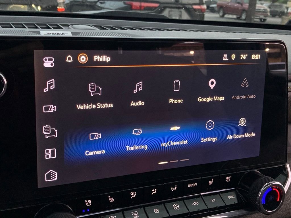 Used 2025 Chevrolet Colorado ZR2 w/ Midnight Edition AWD/4WD image 20