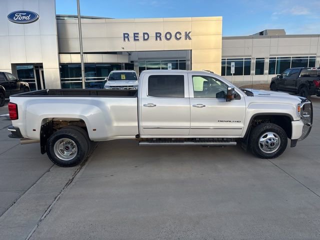 Used 2018 GMC Sierra 3500 Denali w/ Duramax Plus Package image 2