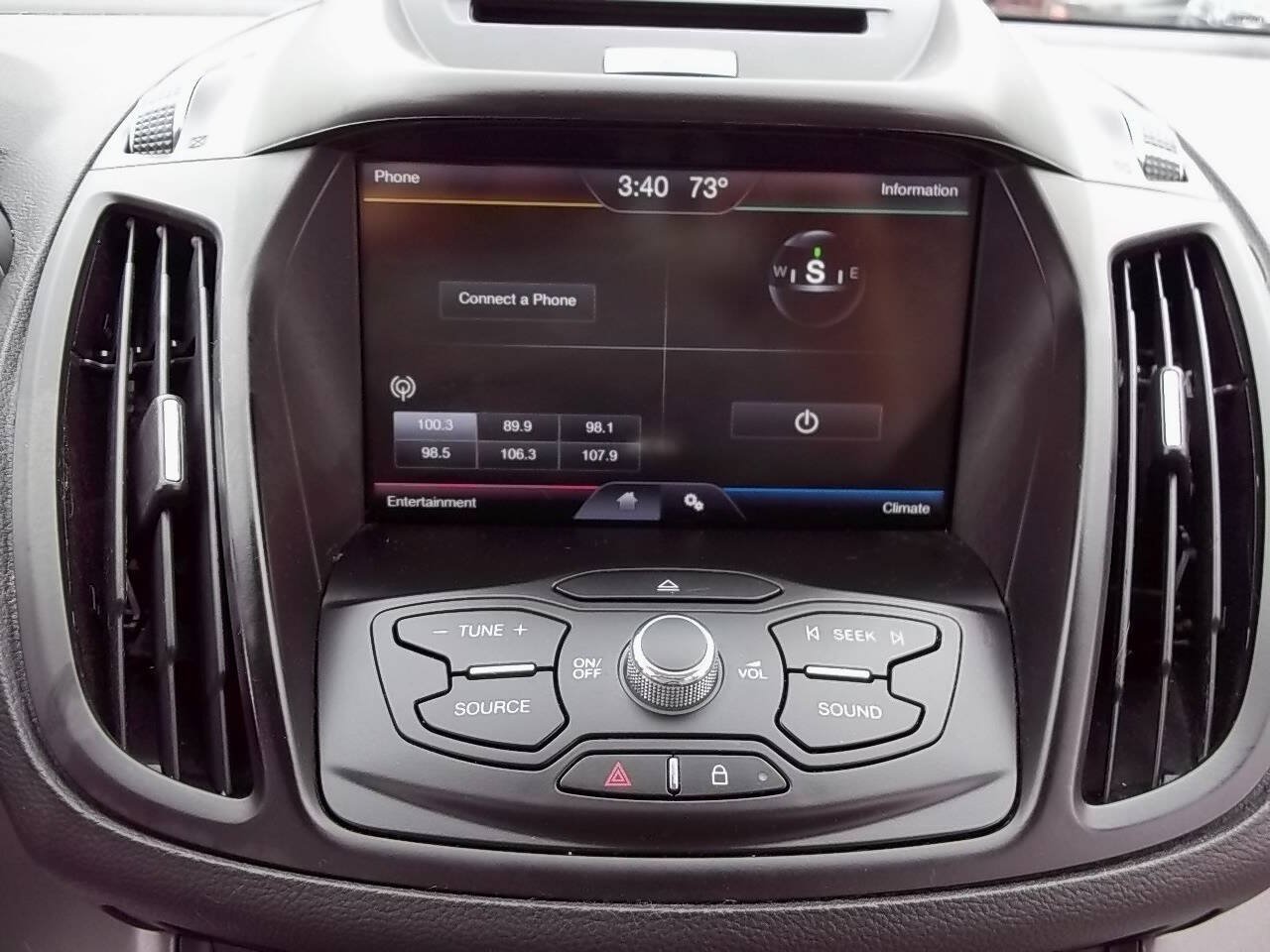 Used 2014 Ford Escape SE w/ Equipment Group 201A FWD image 23