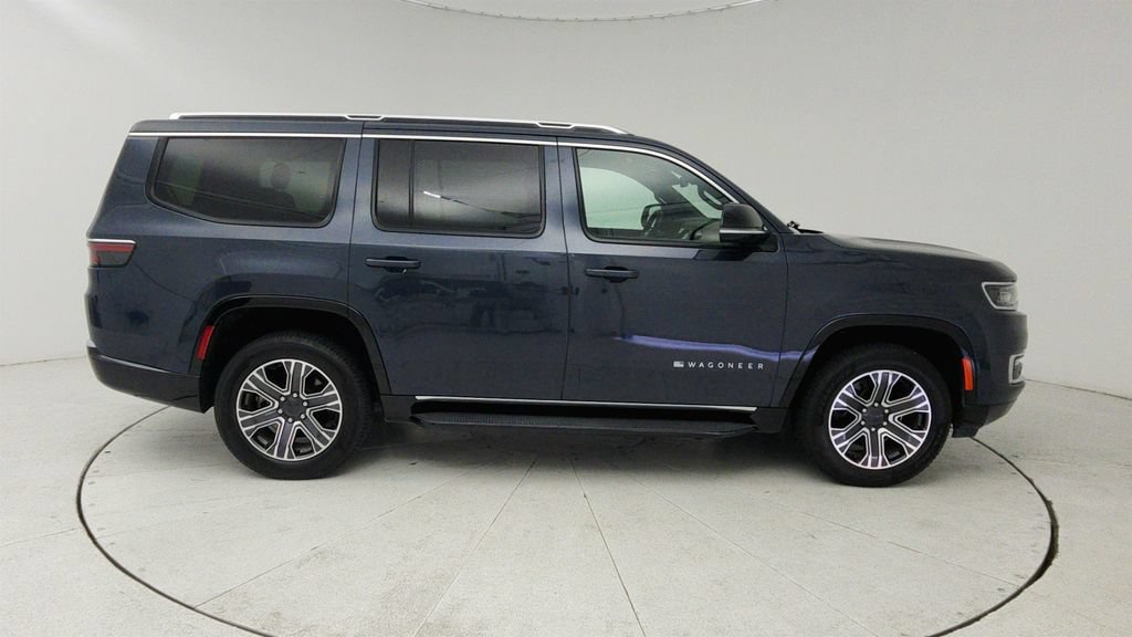 Used 2024 Jeep Wagoneer Series II w/ Flexible Seating Group RWD image 8