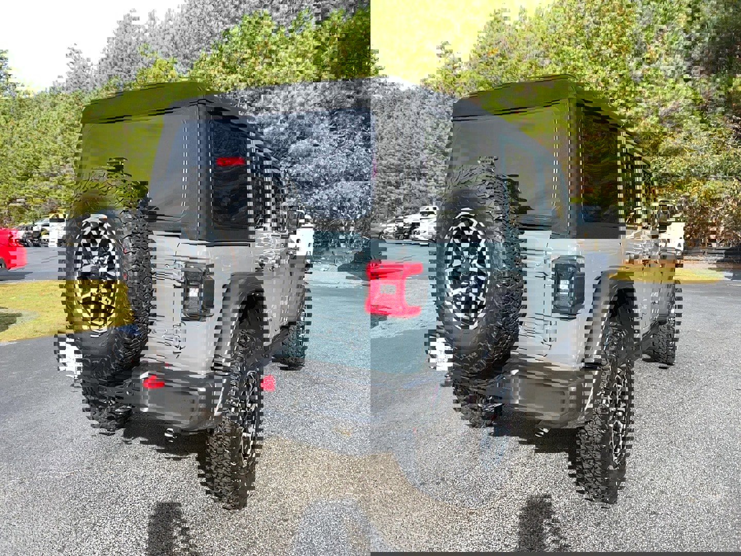 Used 2024 Jeep Wrangler Unlimited Rubicon image 5