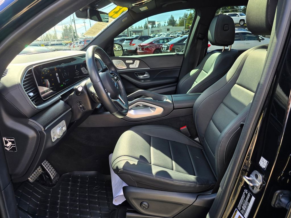 Used 2023 Mercedes-Benz GLS 450 4MATIC image 23