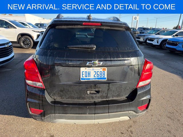 Used 2018 Chevrolet Trax LT w/ Redline Edition AWD/4WD image 9