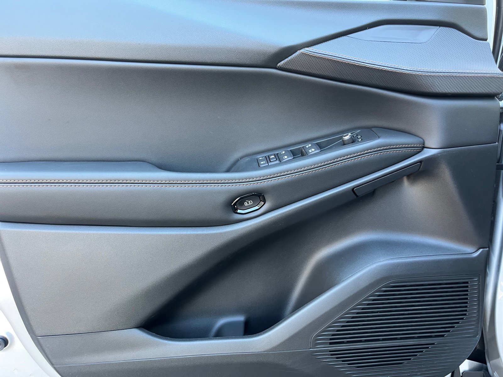 New 2026 Jeep Cherokee Limited AWD/4WD image 15