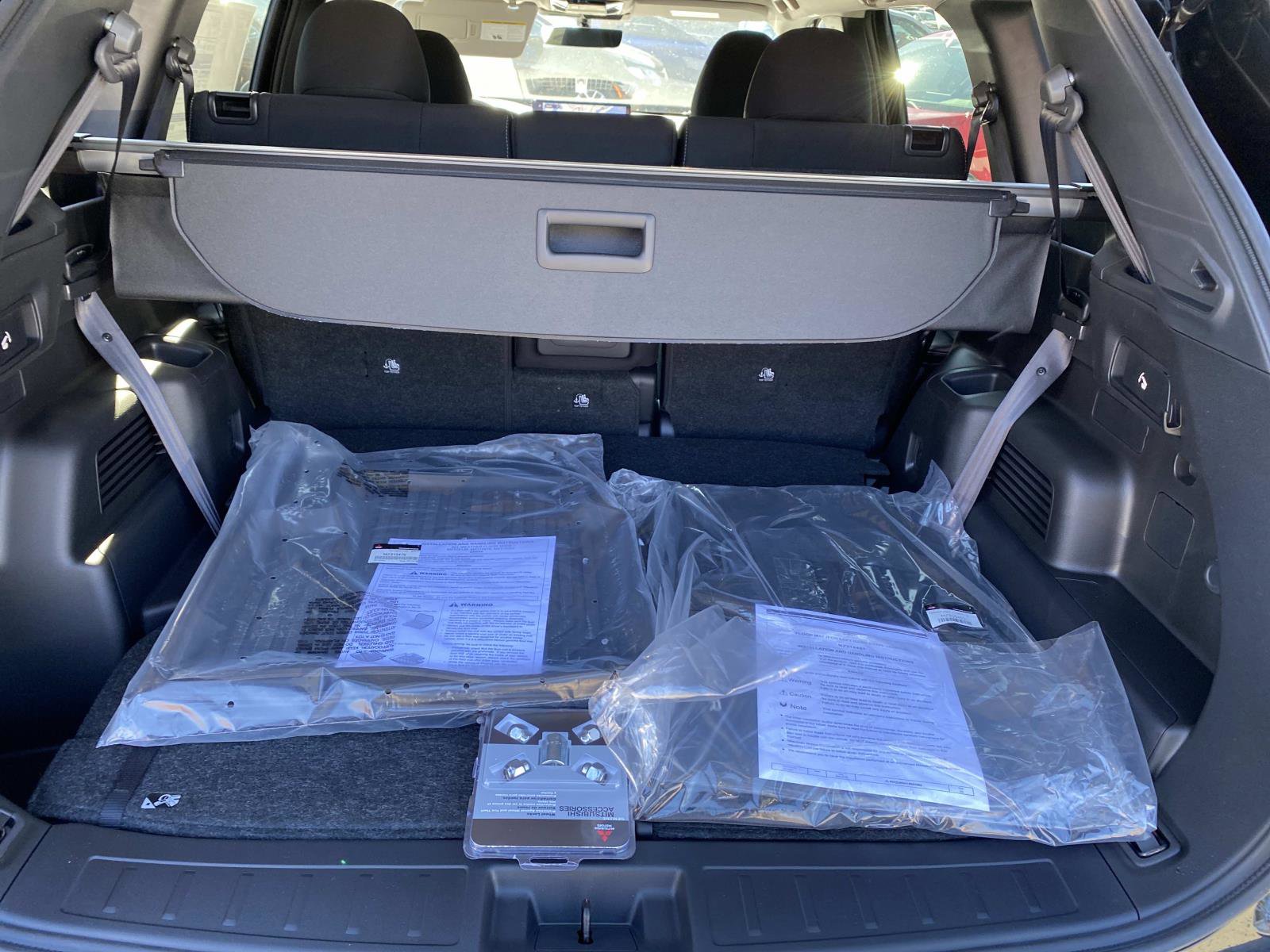 New 2026 Mitsubishi Outlander ES image 5