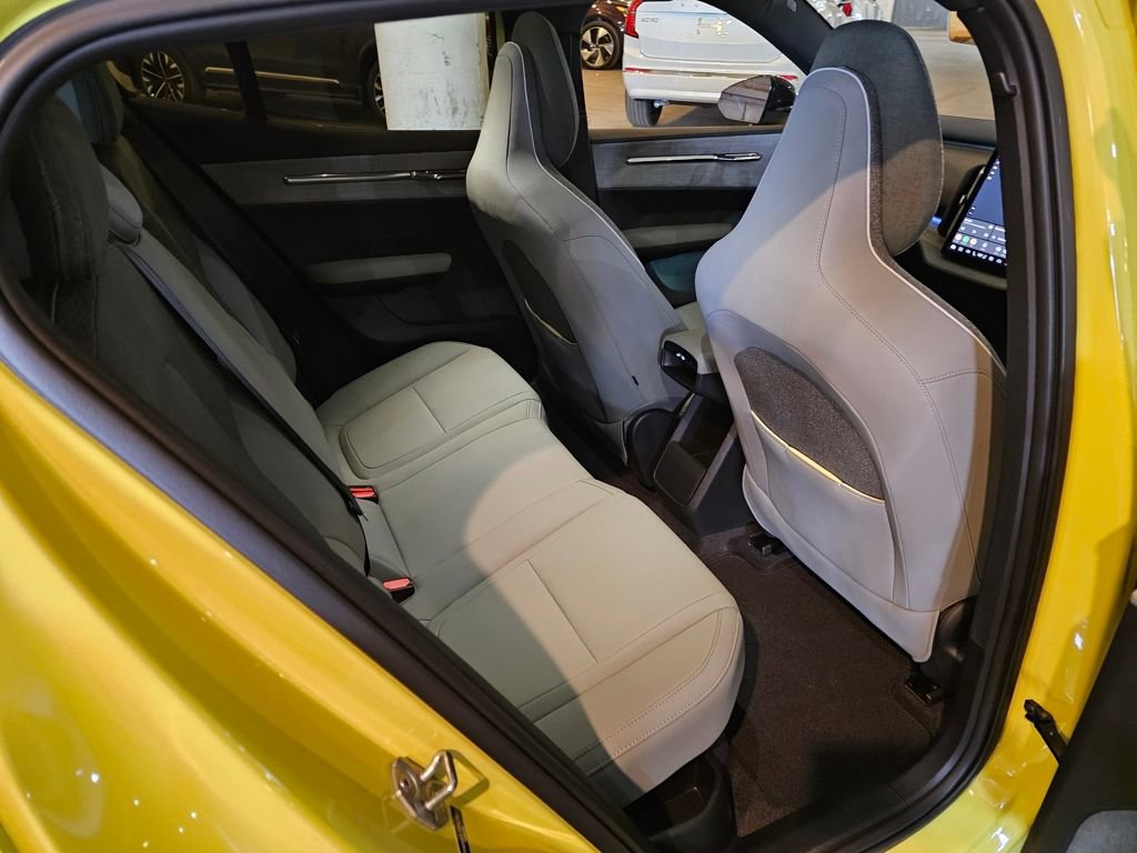 Certified 2025 Volvo EX30 Ultra image 10
