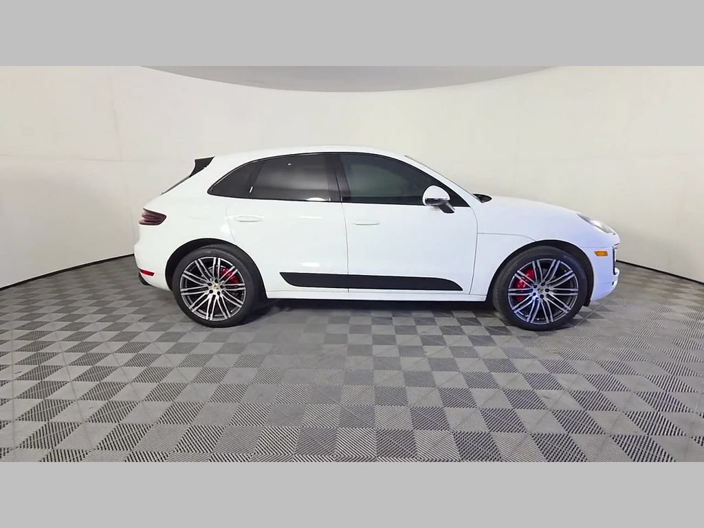 Used 2018 Porsche Macan GTS AWD/4WD image 36