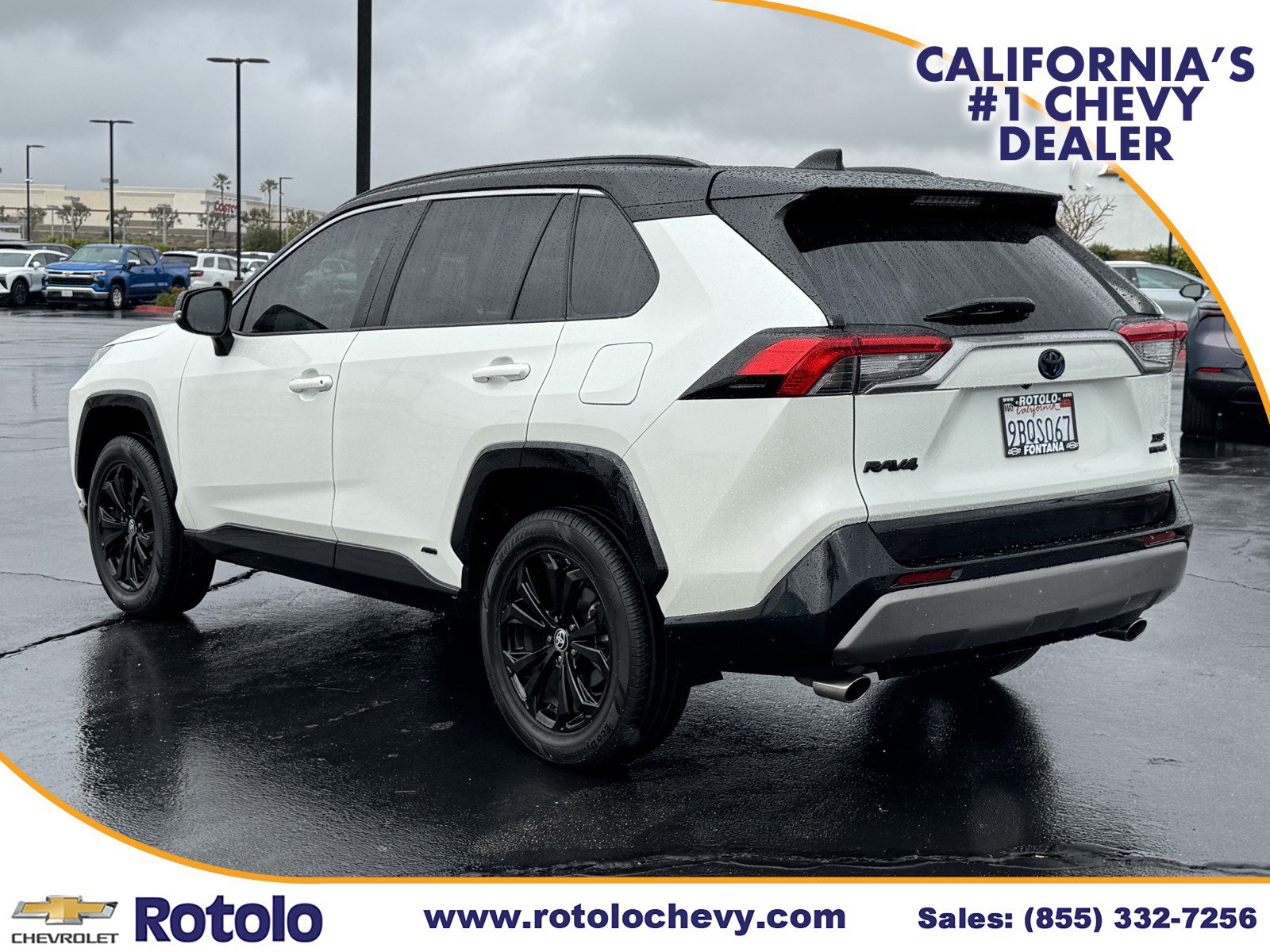 Used 2022 Toyota RAV4 XSE image 4