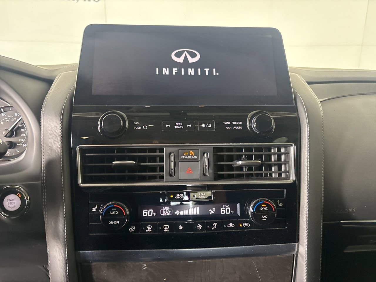 Used 2023 INFINITI QX80 Luxe w/ Cargo Package AWD/4WD image 16