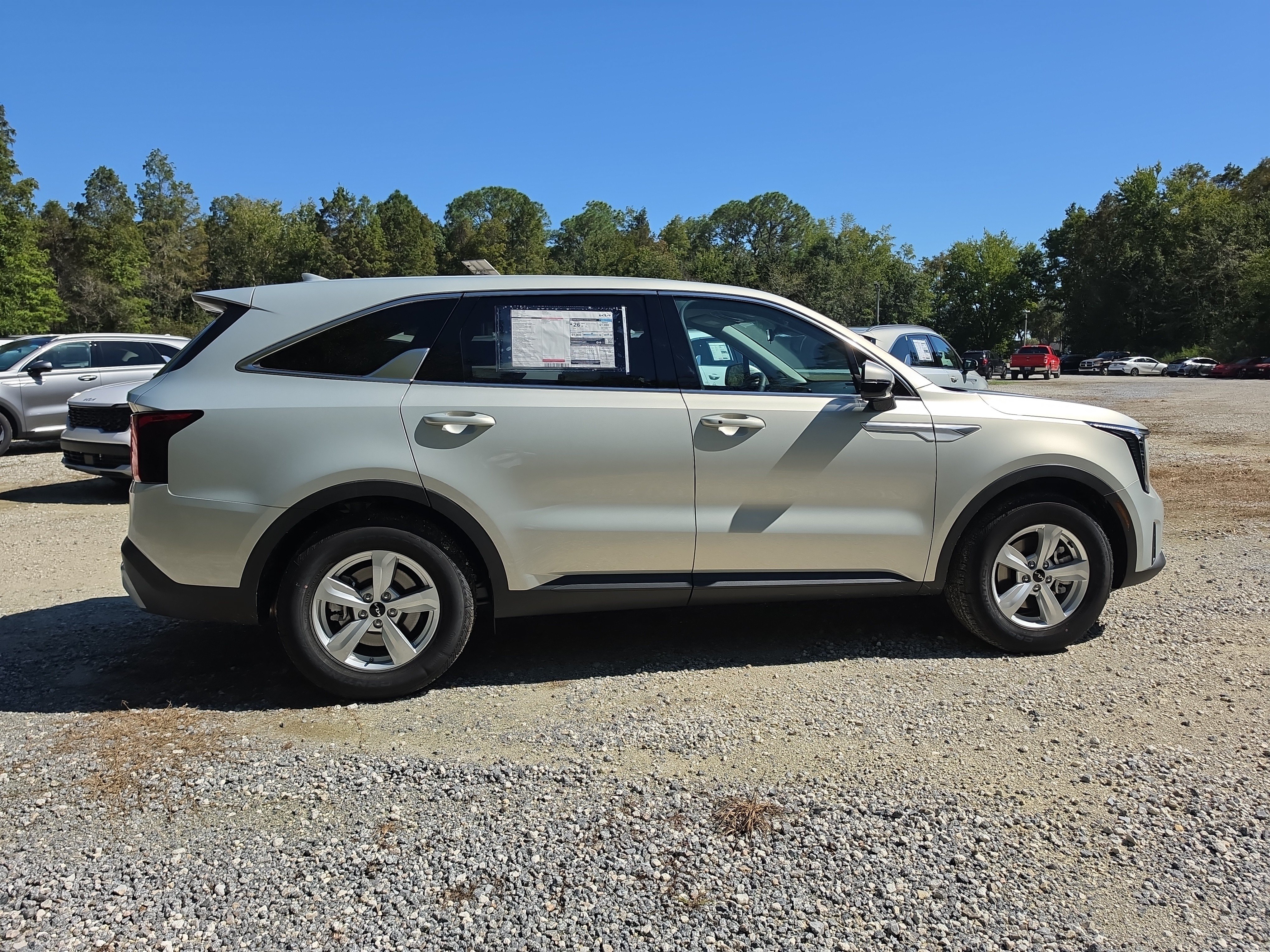 New 2026 Kia Sorento LX FWD image 9