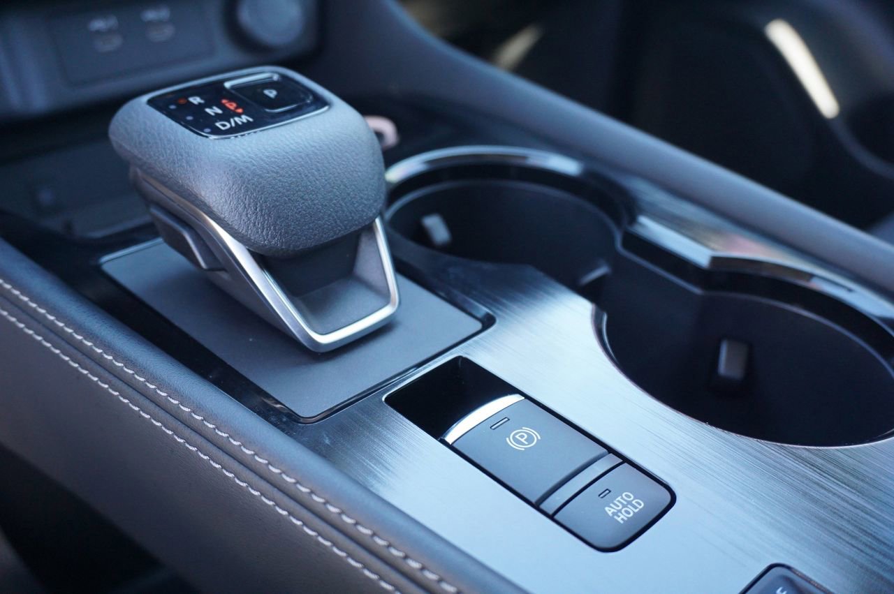 Certified 2025 Nissan Rogue Platinum w/ Platinum Premium Package image 22