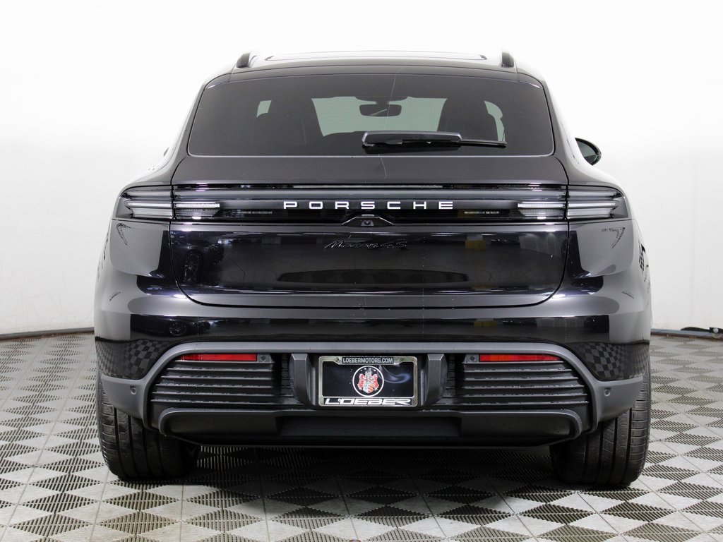 Certified 2025 Porsche Macan 4S Electric image 6