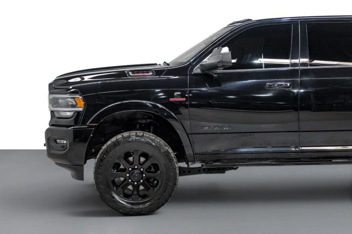 Used 2022 RAM 3500 Laramie AWD/4WD image 10
