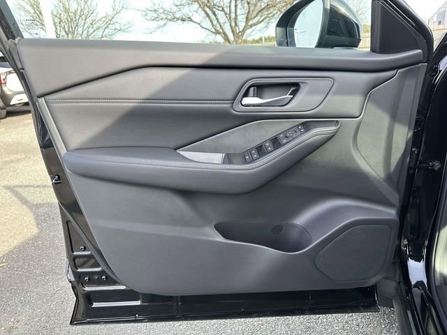 New 2026 Nissan Rogue SV w/ SV Premium Package image 14