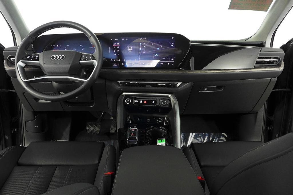 Used 2025 Audi Q5 Premium Plus w/ Premium Plus image 25