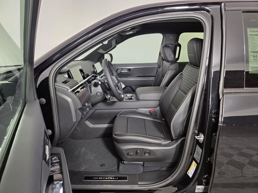 Used 2025 GMC Sierra EV Denali image 16