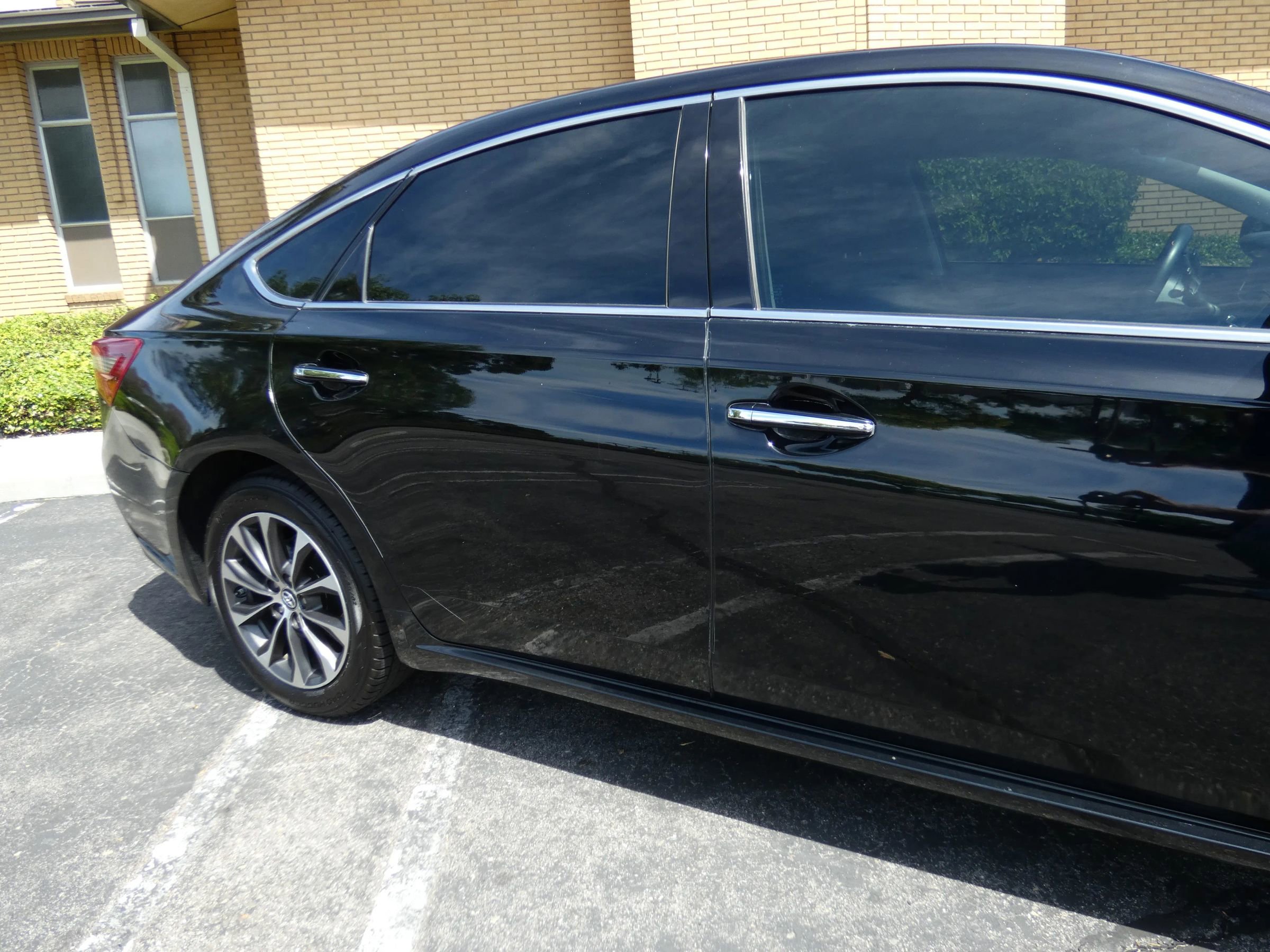 Used 2018 Toyota Avalon XLE image 6