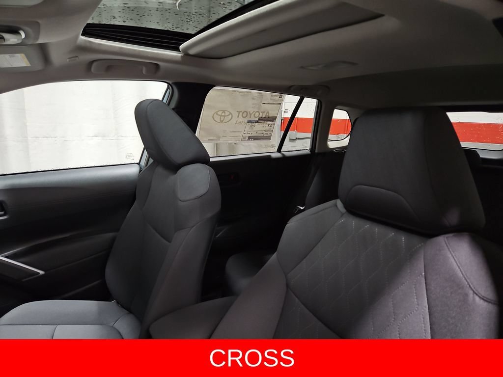 New 2026 Toyota Corolla Cross LE w/ Moonroof Package FWD image 11