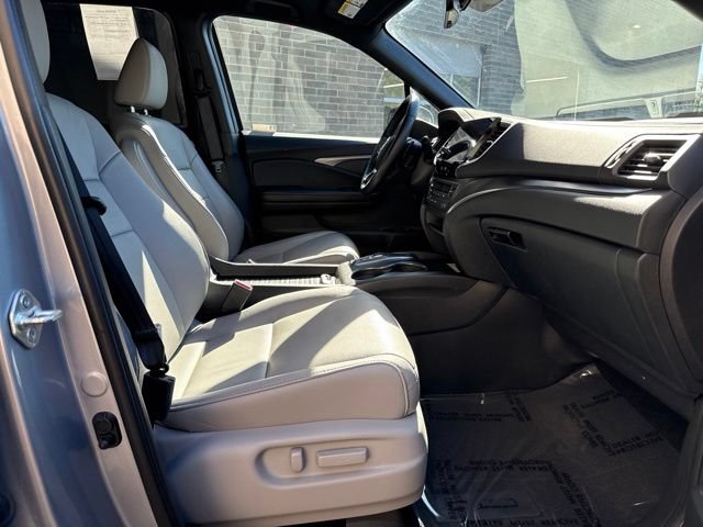 Used 2023 Honda Passport EX-L image 21