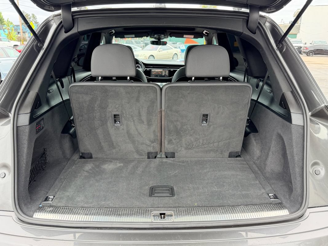 Used 2021 Audi Q7 3.0T Premium Plus w/ Premium Plus Package AWD/4WD image 18