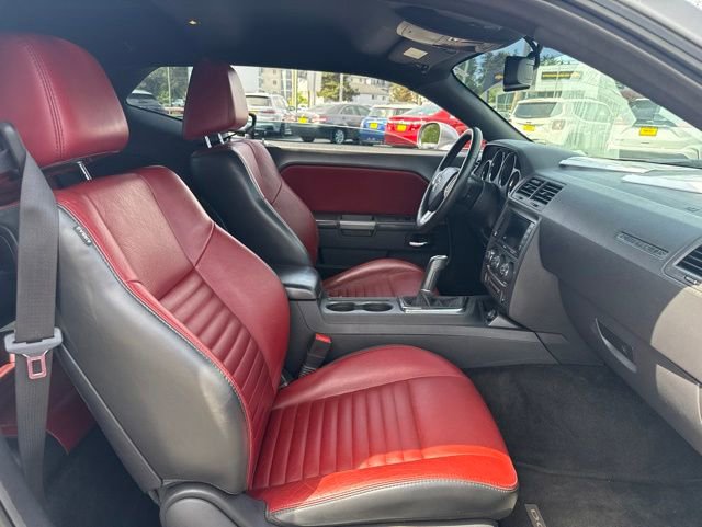 Used 2013 Dodge Challenger R/T Plus RWD image 9