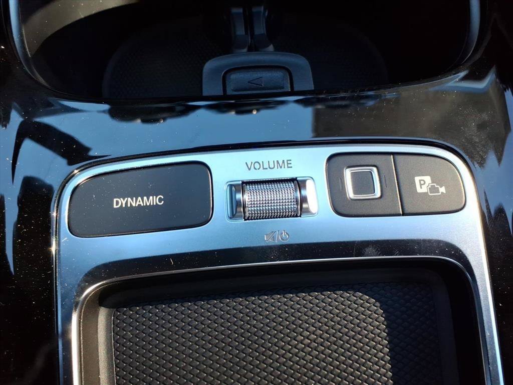 New 2026 Mercedes-Benz GLB 250 4MATIC image 16