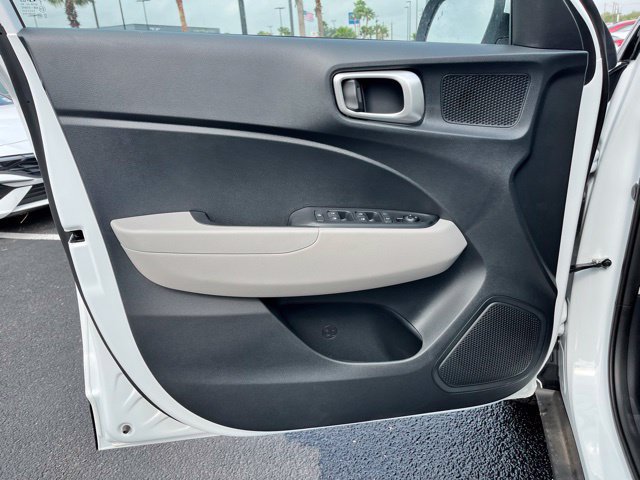 New 2026 Hyundai Venue SEL FWD image 16