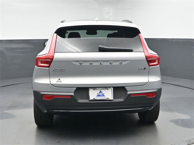 Used 2024 Volvo XC40 B5 Plus w/ Protection Package Premier image 7